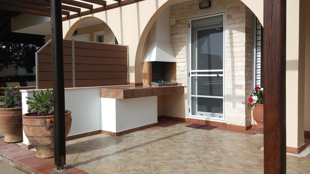 Villa Nefeli - Akti Salonikiou A Айос-Николаос Экстерьер фото